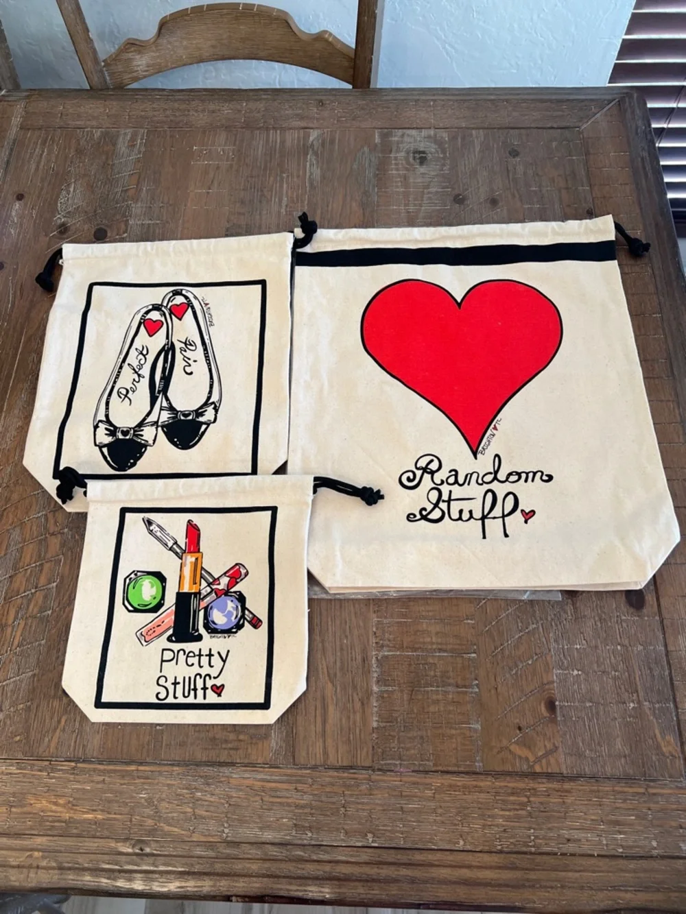 Brighton Travel Random Stuff Canvas Drawstring Bag Set with Red Heart